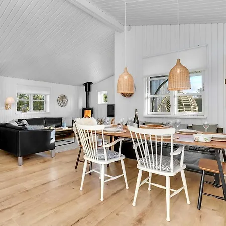 Vakantiehuis Lovely Home In Otterup With Wifi Otterup